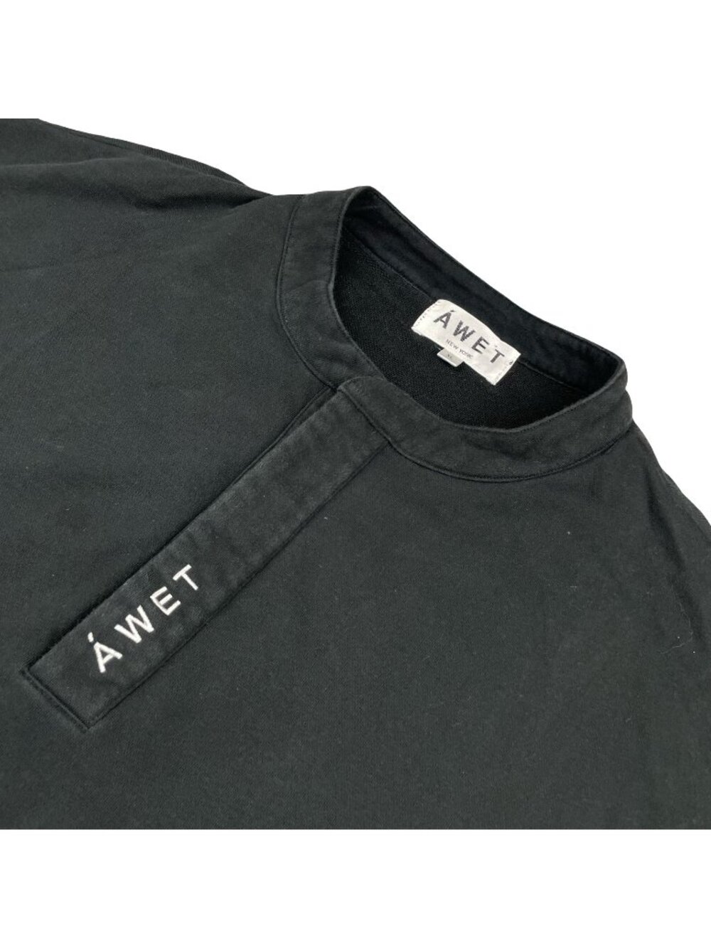 Awet Men’s Pullover Embroidered Henley Sweatshirt Black • XL